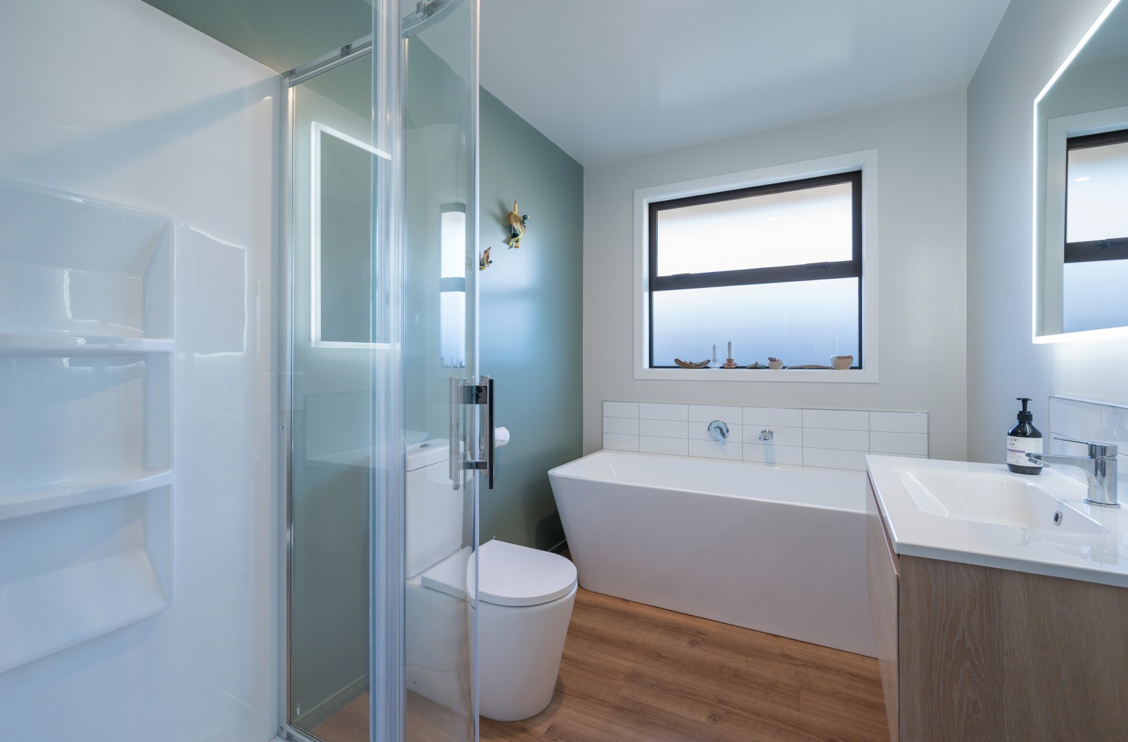 5 Esher Lane, Richmond #16 -- listing/16224/p.jpeg