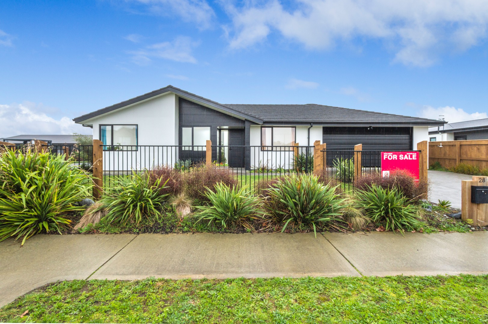 28 Summersfield Boulevard, Richmond #1 -- listing/16263/m.jpeg
