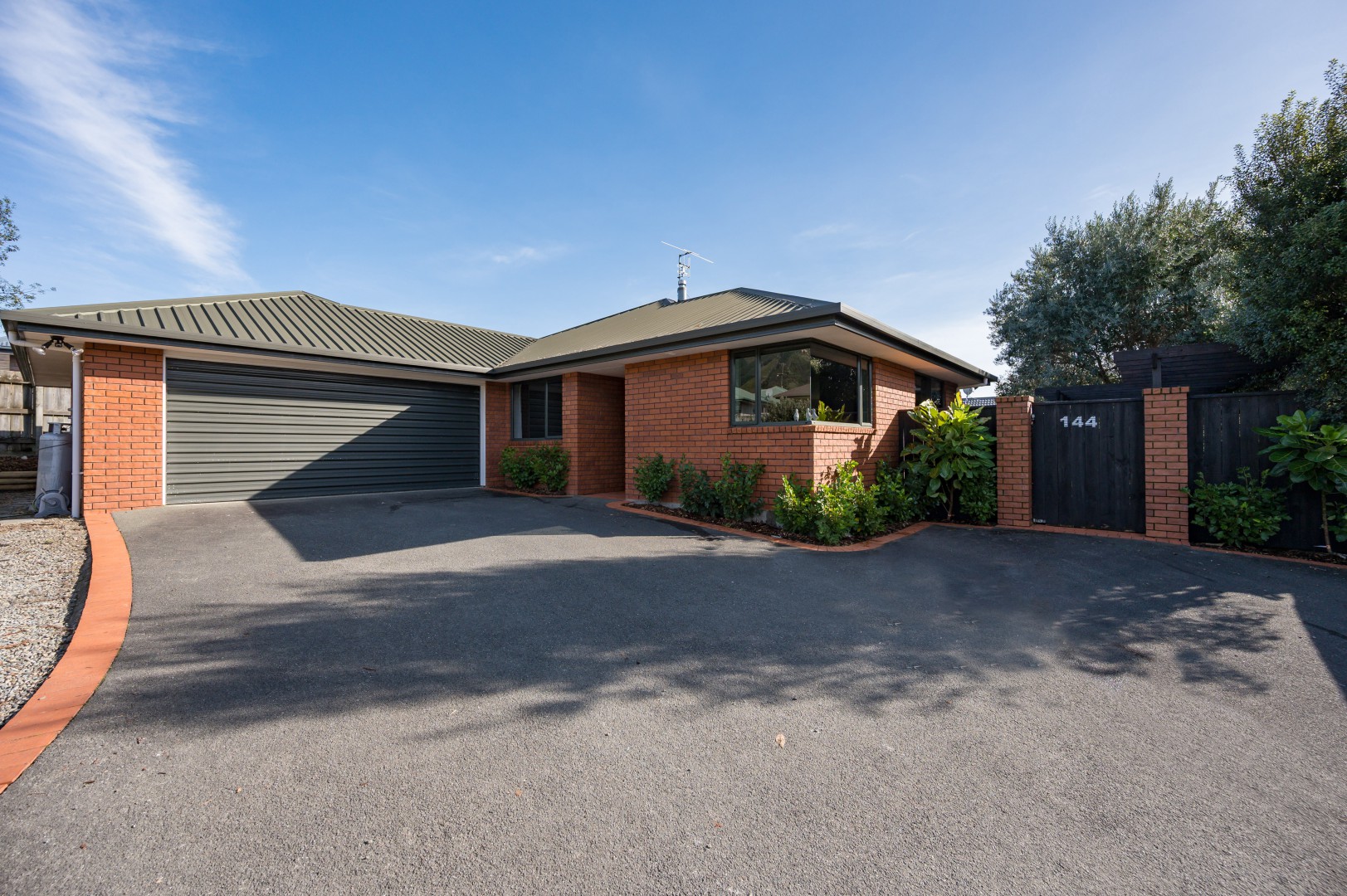 144 Hill Street, Richmond #26 -- listing/16268/z.jpeg