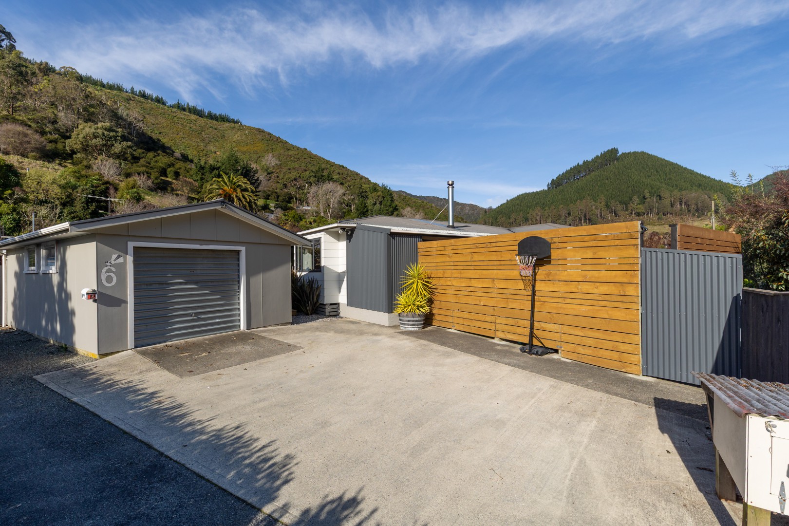 6 Hillside Lane, The Brook #26 -- listing/16269/z-v4.jpeg