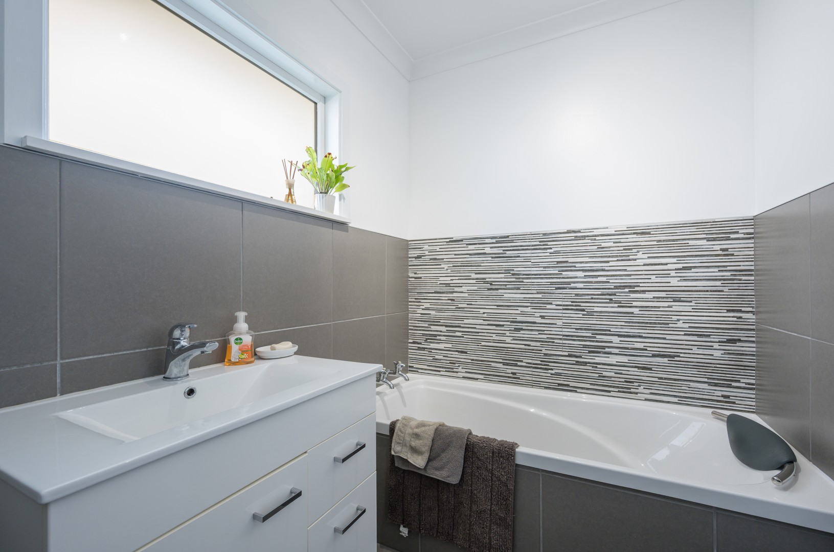 76 Tui Glen Road, Atawhai #19 -- listing/16282/s.jpeg