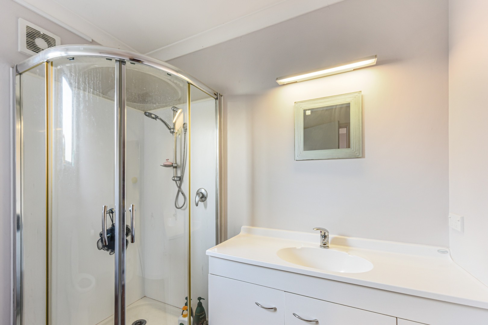 36 Saint Lawrence Street, Toi Toi #12 -- listing/16289/k.jpeg
