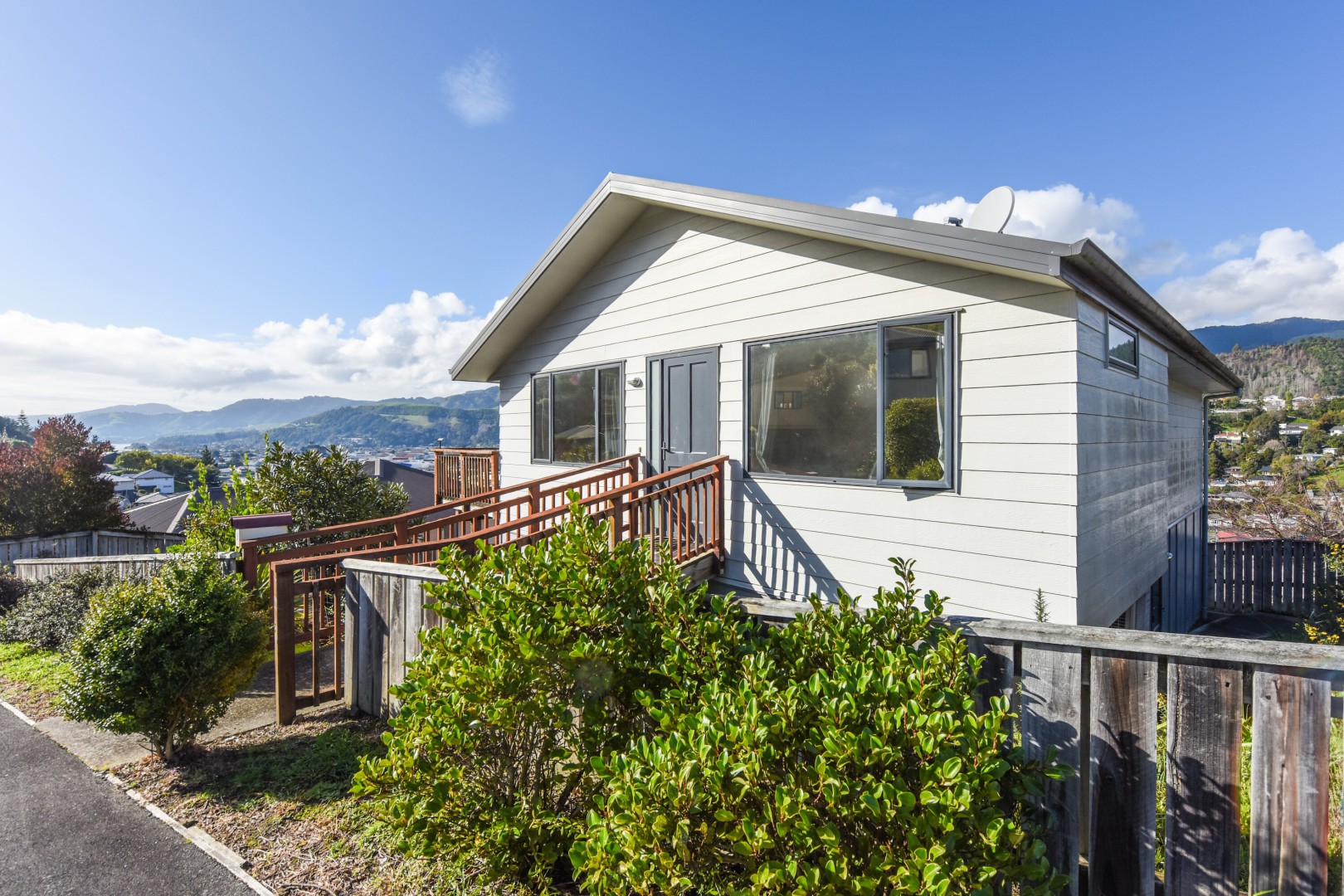 36 Saint Lawrence Street, Toi Toi #13 -- listing/16289/l.jpeg