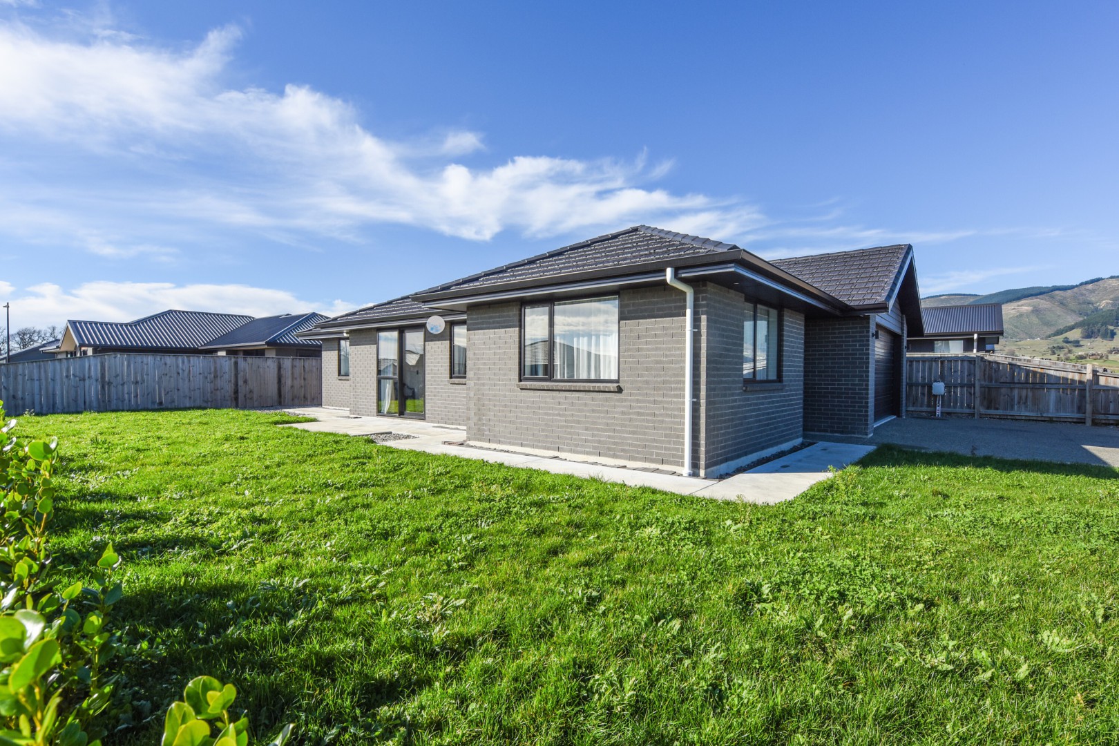 10 Esher Lane, Richmond #4 -- listing/16294/c.jpeg
