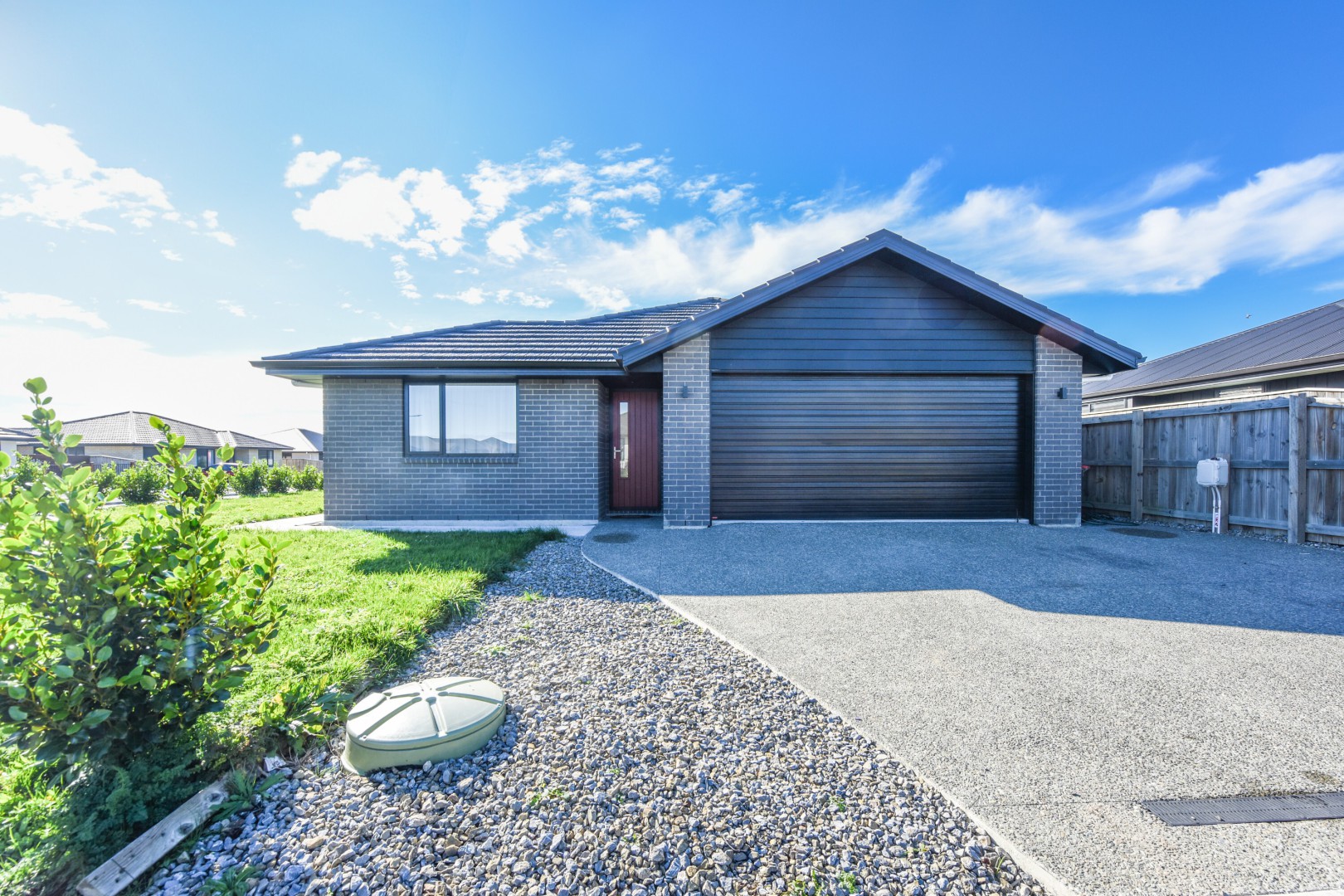 10 Esher Lane, Richmond #1 -- listing/16294/m.jpeg