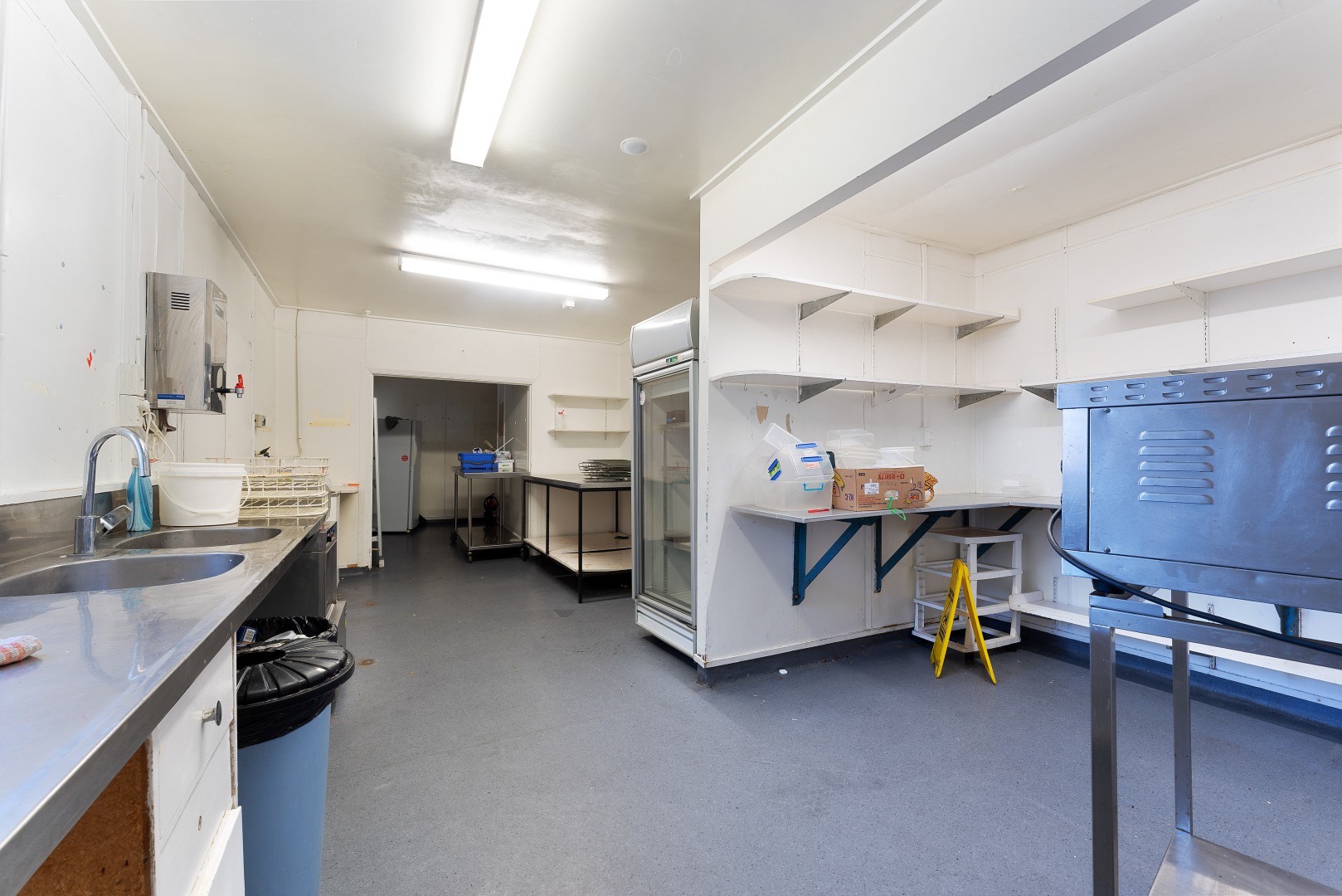 138 Hardy Street, Nelson #12 -- listing/16299/k.jpeg