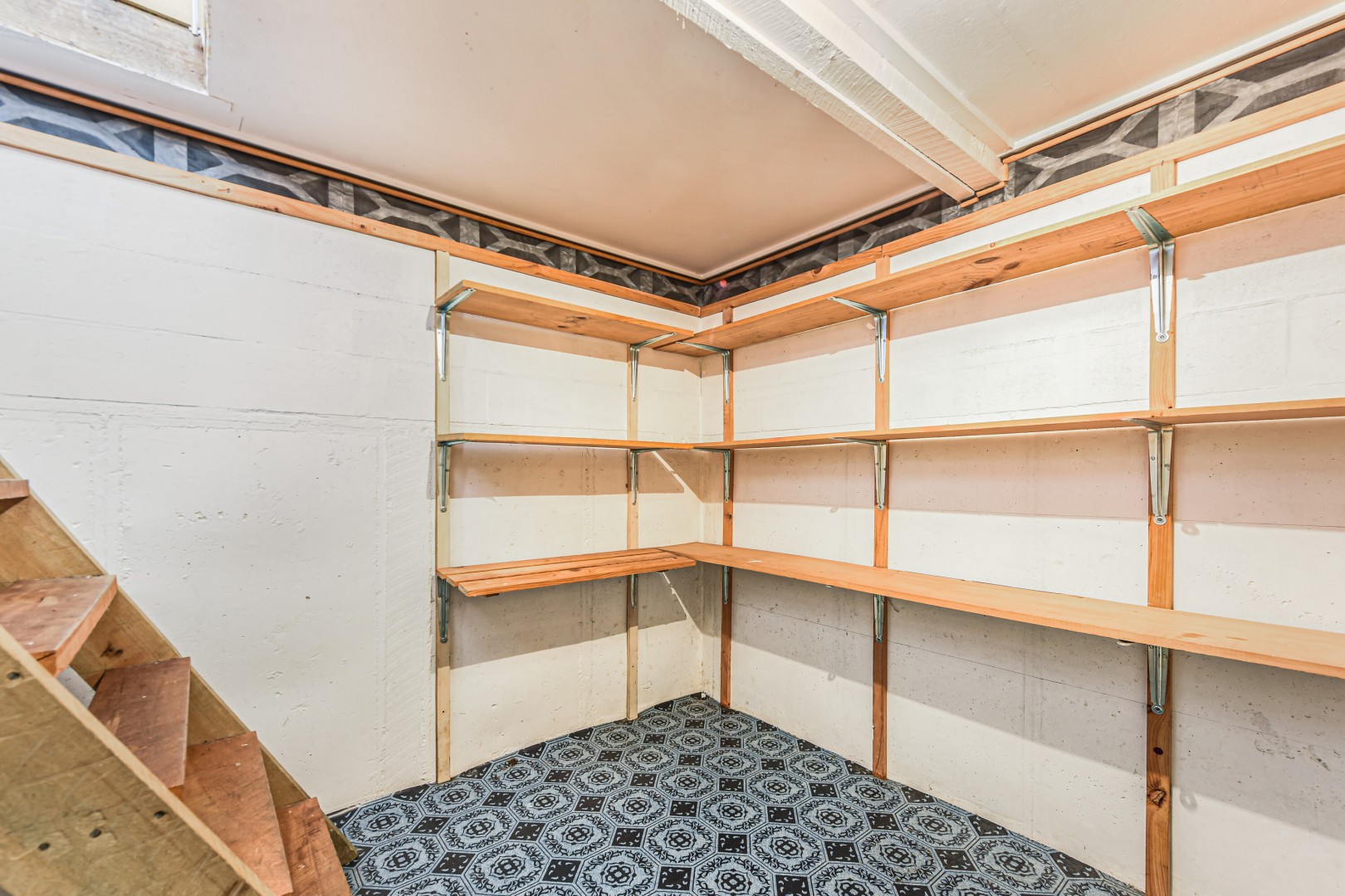 2 Burn Place, The Brook #14 -- listing/16300/n.jpeg