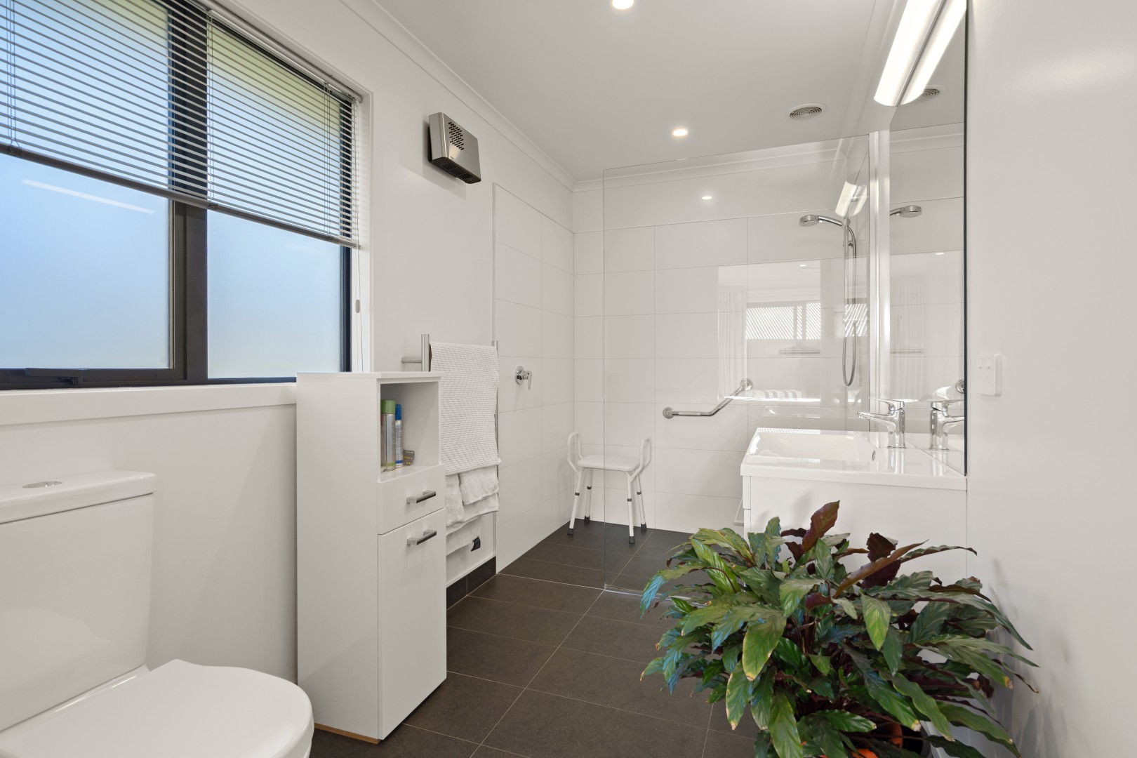 29 Cupola Crescent, Richmond #12 -- listing/16307/k.jpeg
