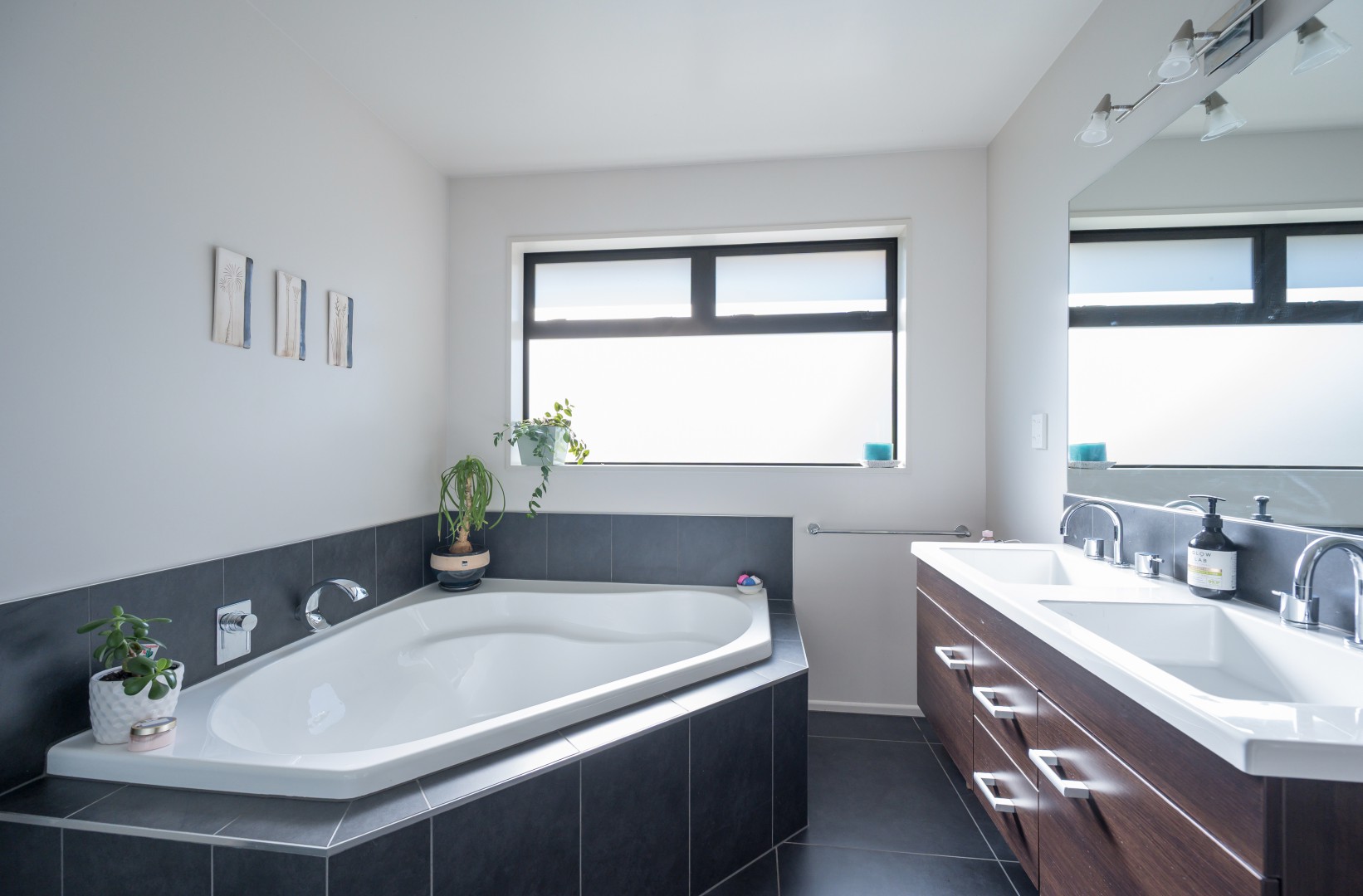 4 Moneymore Place, Wakefield #13 -- listing/16316/l.jpeg