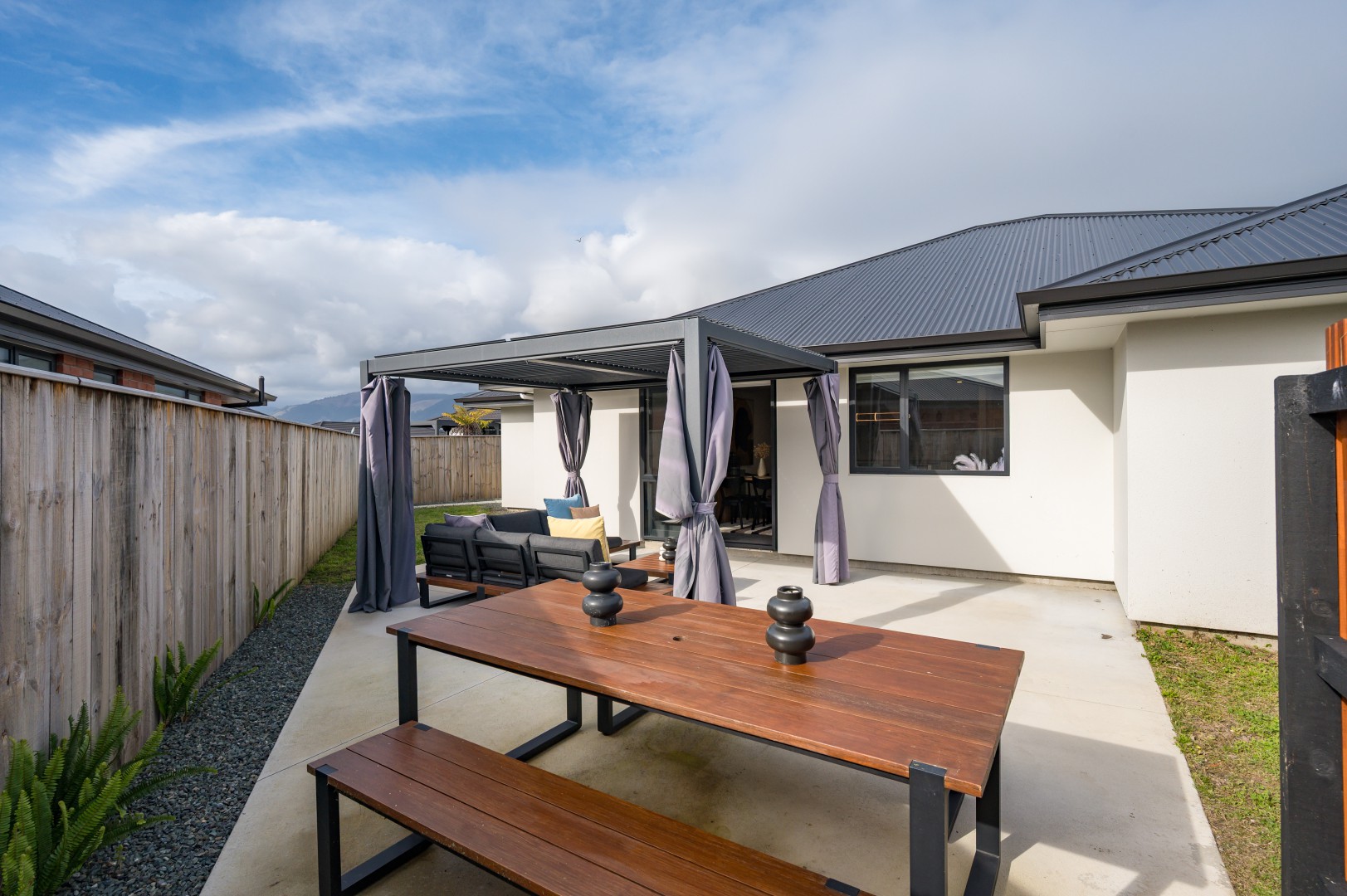 17 Hanworth Road, Richmond #15 -- listing/16323/o.jpeg
