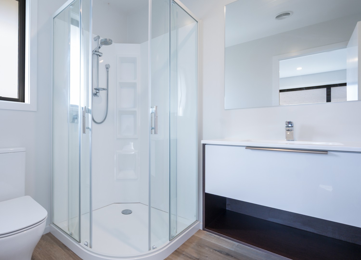 17 Hanworth Road, Richmond #25 -- listing/16323/y.jpeg