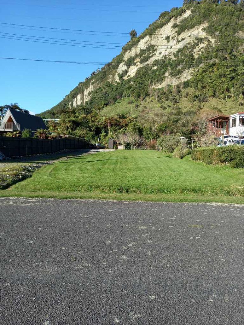 83 Glasseye Drive, Karamea #1 -- listing/16324/m.jpeg