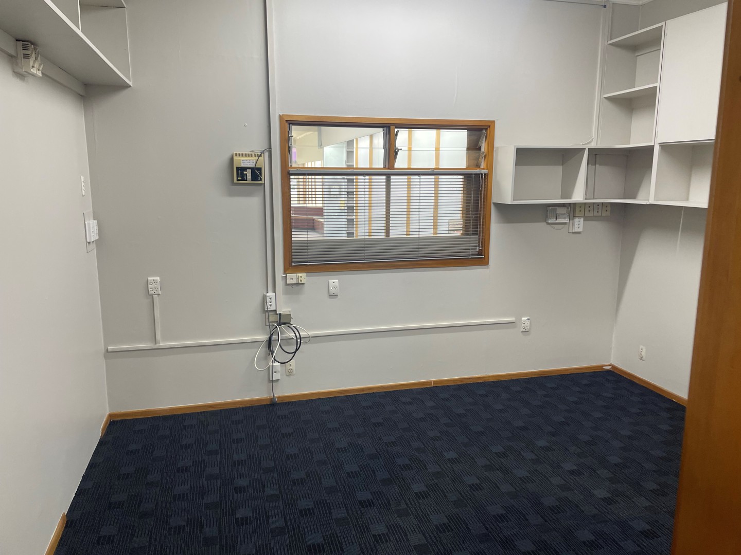 211 Queen Street, Richmond #6 -- listing/16343/e-v2.jpeg