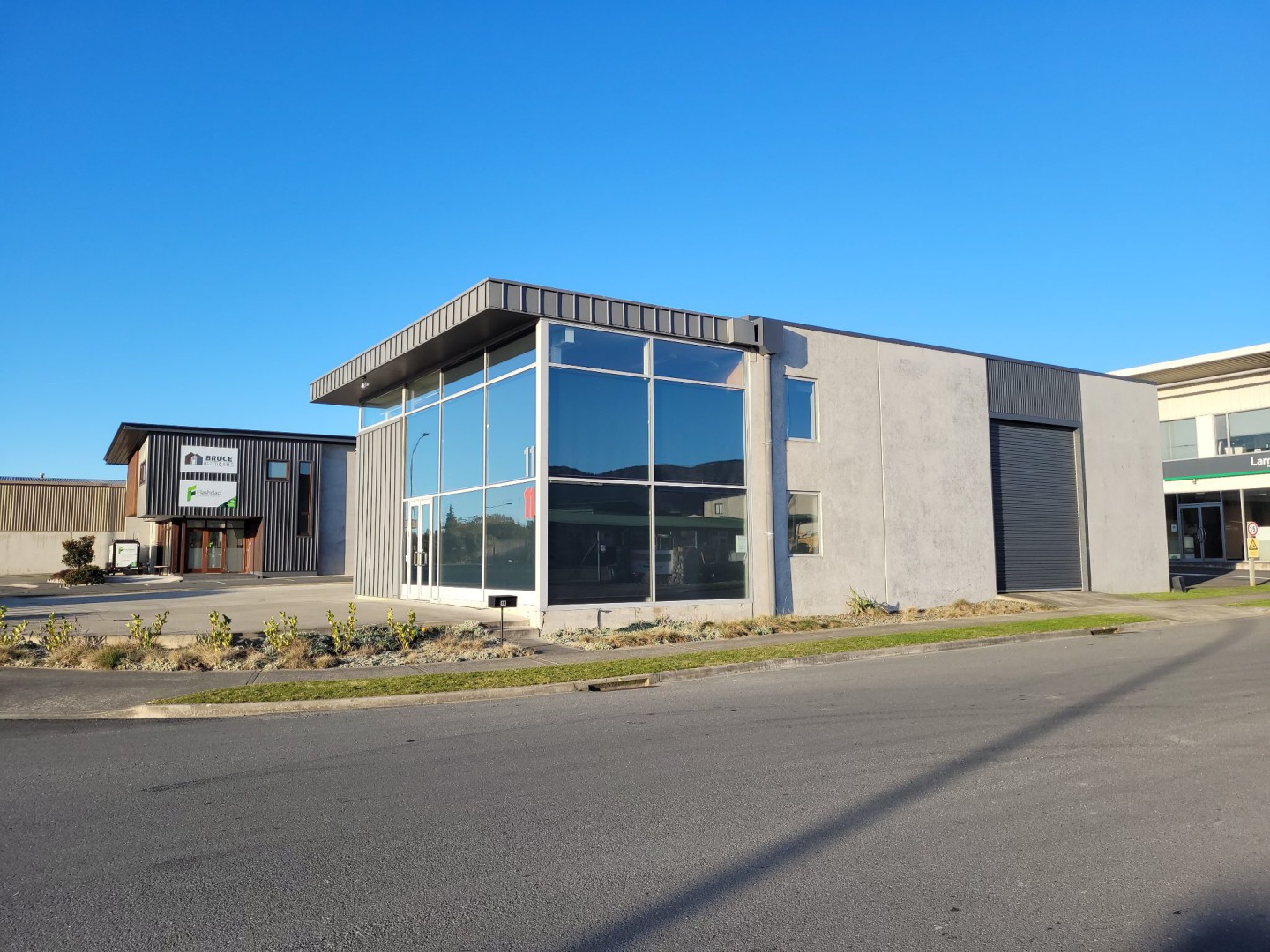 11 Echodale Place, Stoke #1 -- listing/16351/m.jpeg