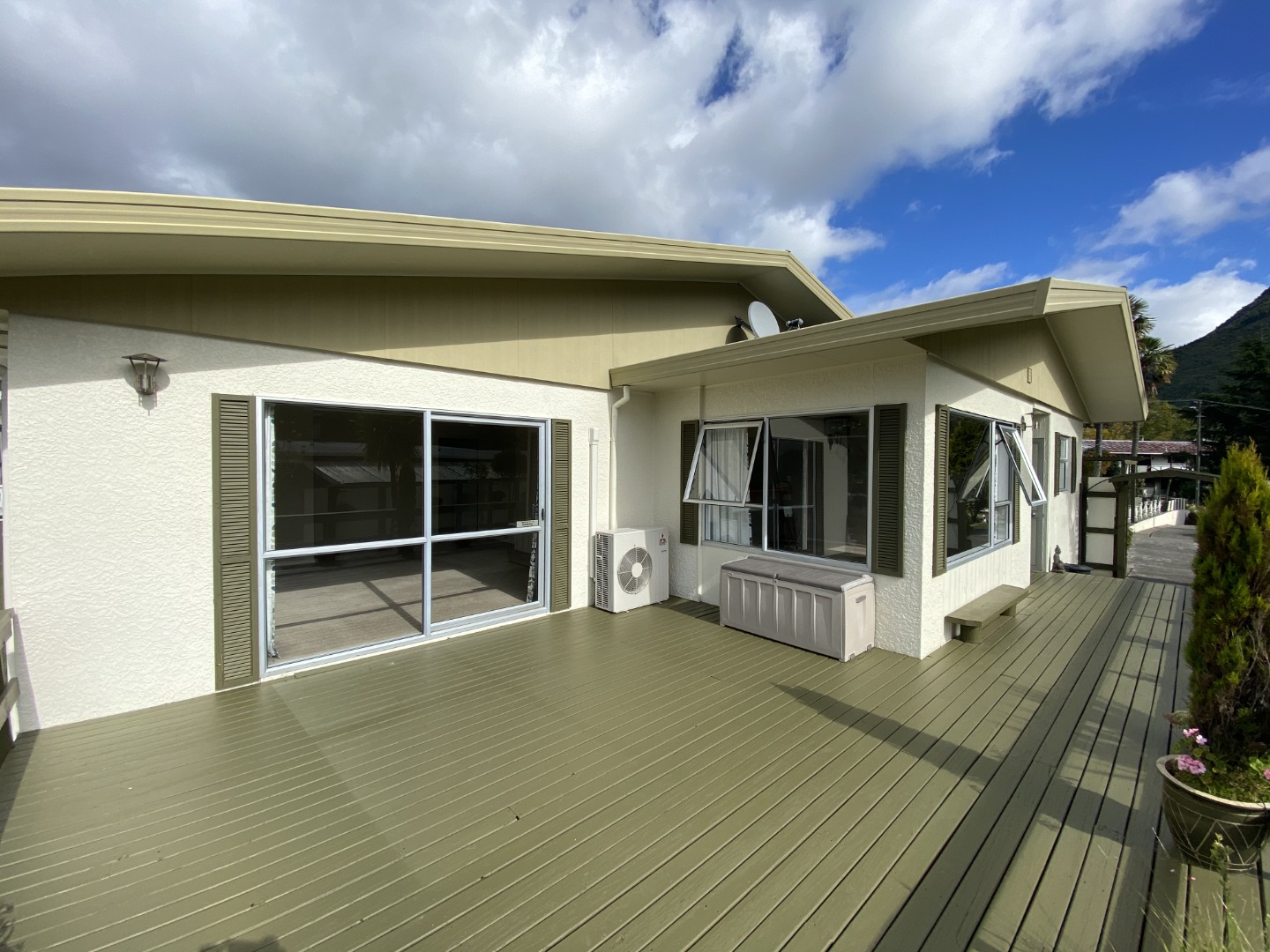 12 Dorset Street, Picton #2 -- listing/16376/RBPI109082.jpeg