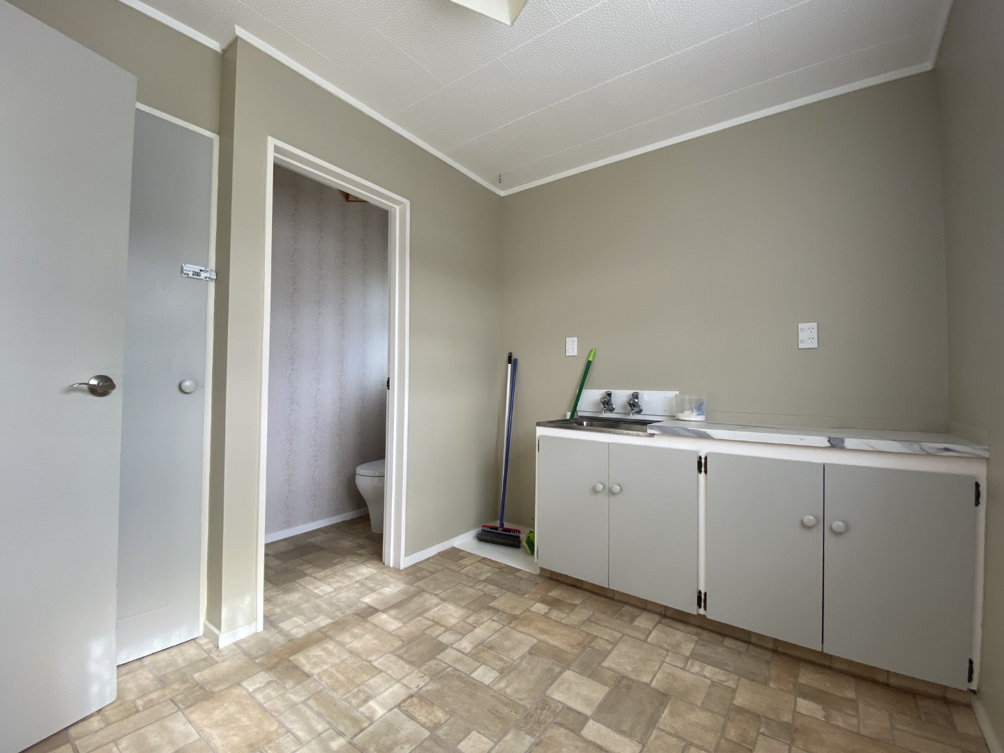 12 Dorset Street, Picton #20 -- listing/16376/RBPI109100.jpeg