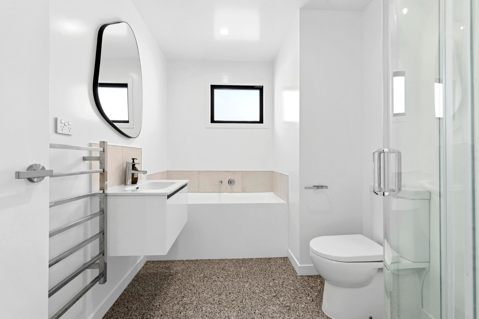 8 Golden Elm Rise, Toi Toi #4 -- listing/16381/RBPI122042.jpeg