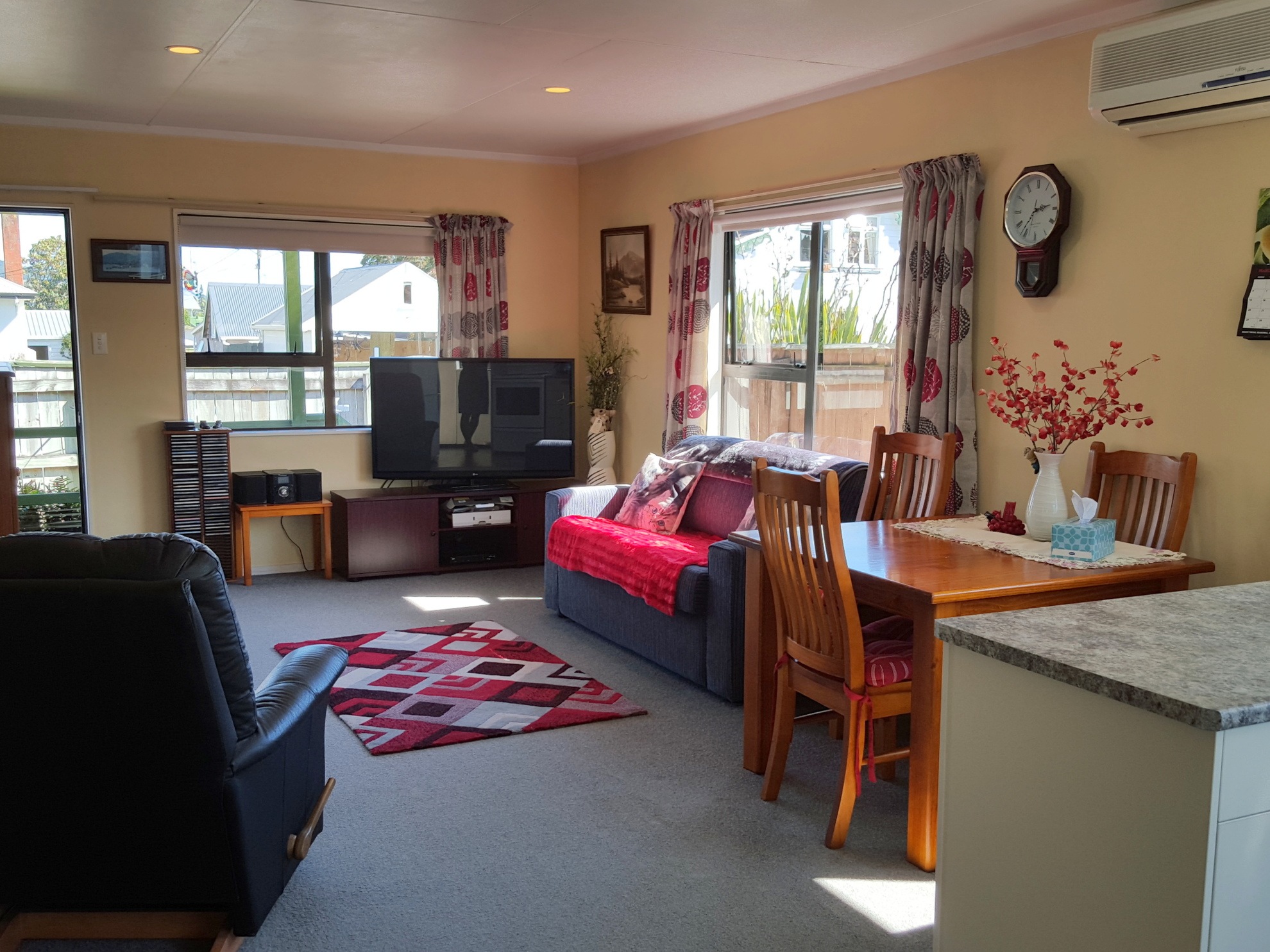 1/27 Ranui Road, Stoke #8 -- listing/3399/g.jpeg