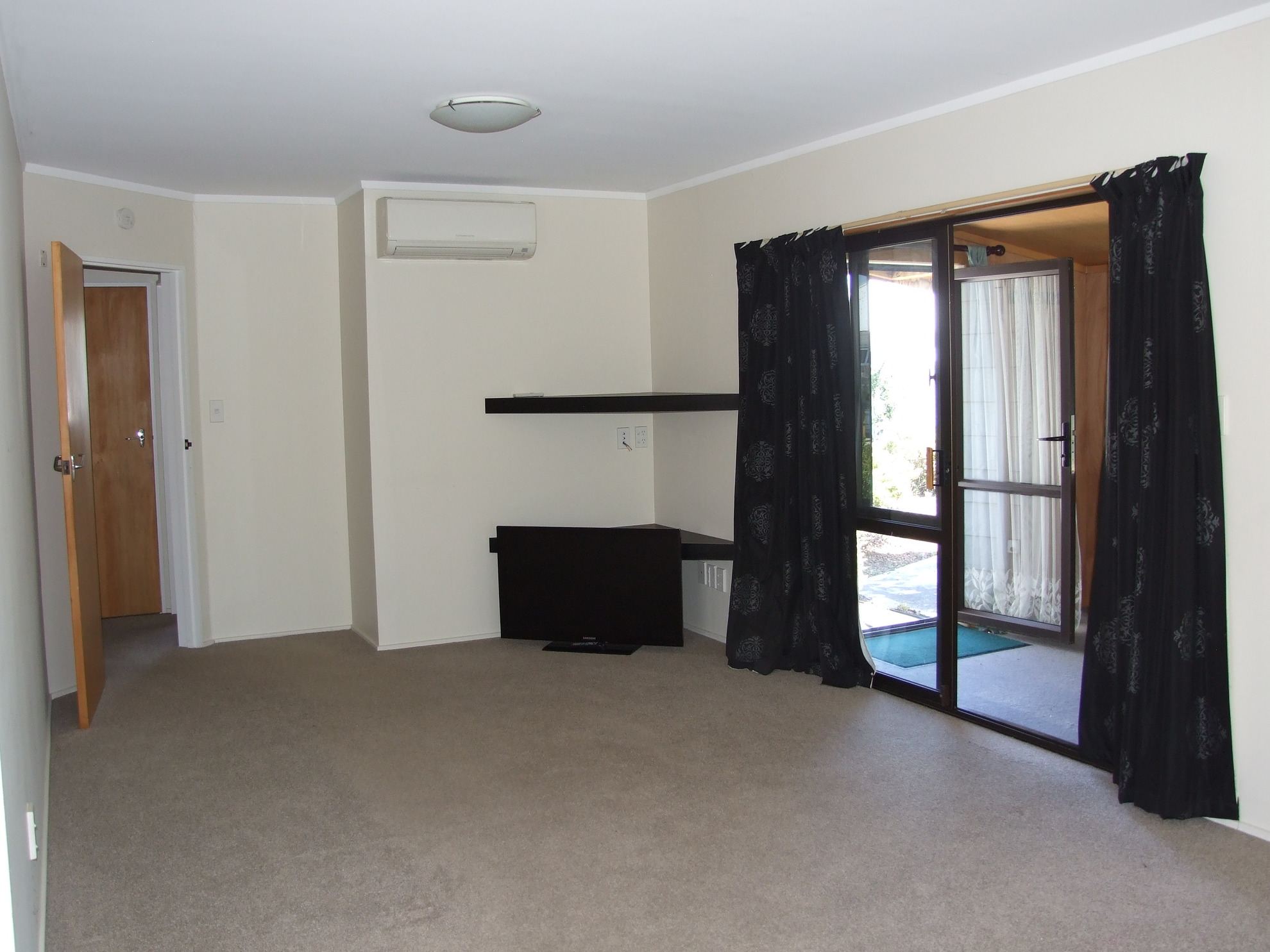 15 Ashcroft Place, Richmond #5 -- listing/4178/d.jpeg