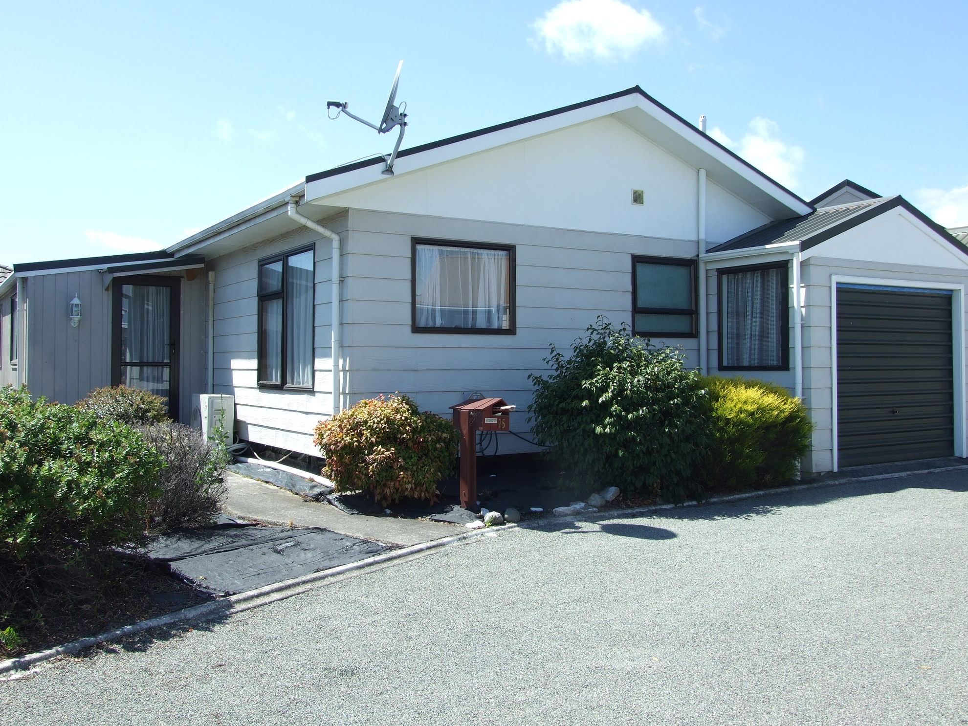 15 Ashcroft Place, Richmond #1 -- listing/4178/m.jpeg