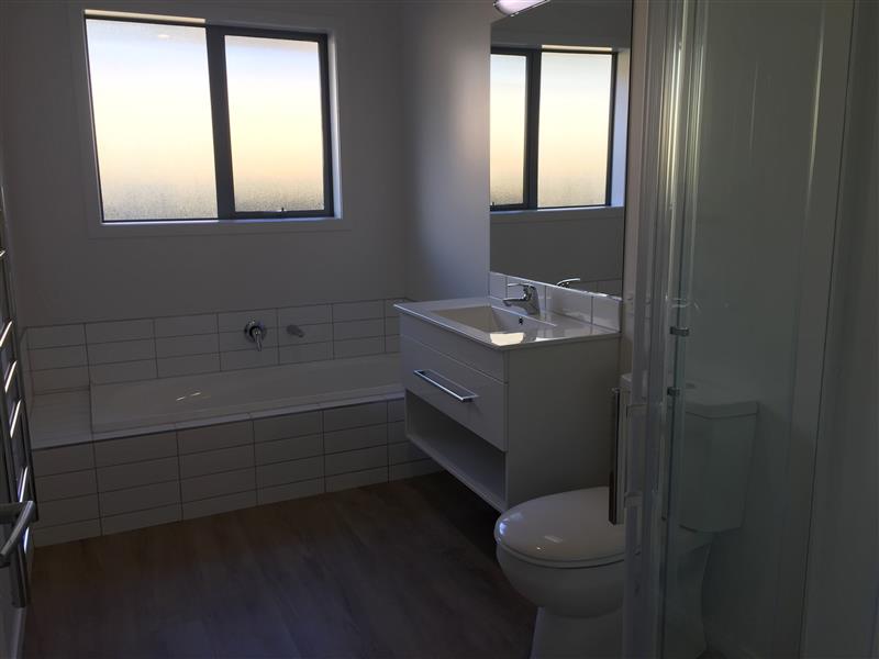 20 Mako Street, Richmond #8 -- listing/5572/RBPI020413.jpeg